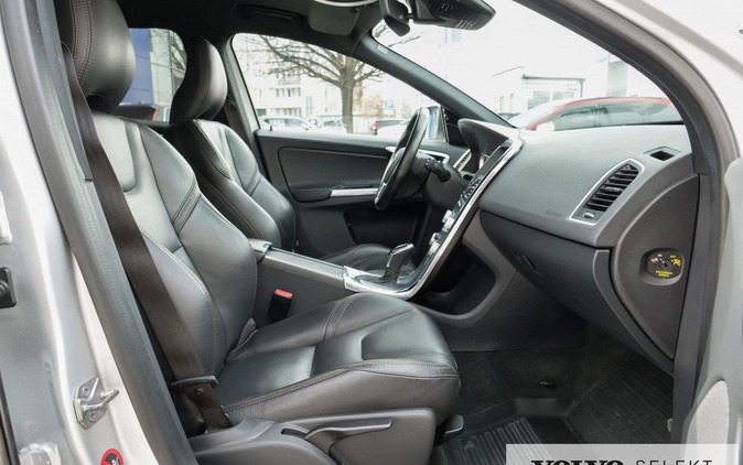 Volvo XC 60 cena 105900 przebieg: 107360, rok produkcji 2017 z Miejska Górka małe 704